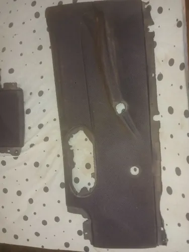Forro de porta do Corsa Sedan Corsa WindEu vendo barato para hoje 120