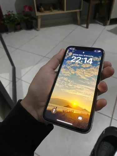 iPhone XR 64gb
