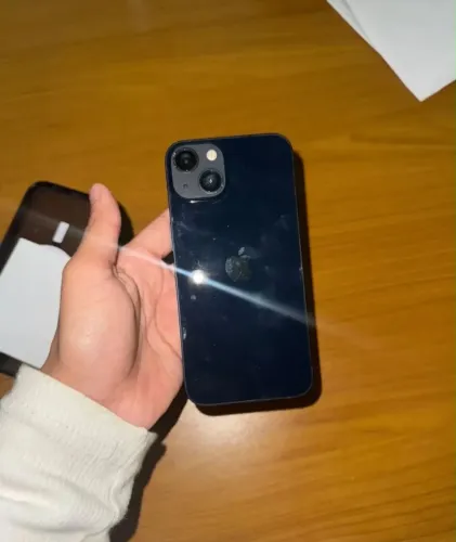 IPHONE 13 - 256GB (vendendo pra comprar um atual)