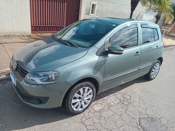 Volkswagen Fox 1.6 MI Total Flex 8V 5P 2010