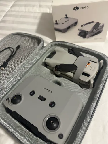 DJI Mini 3 em perfeito estado sem detalhes