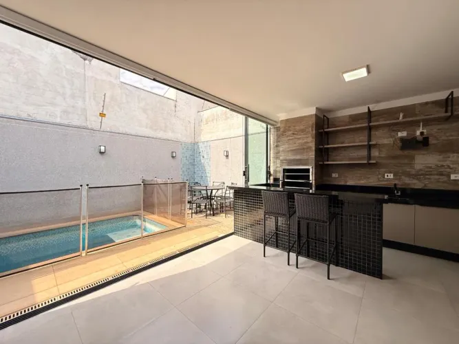 Casa para alugar em Maringá, Parque Residencial Cidade Nova, com 3 quartos, com 143.51 m²
