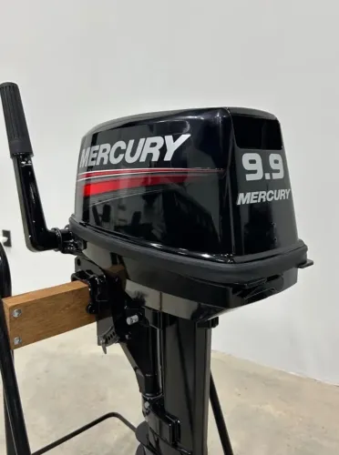 Motor de popa Mercury 9.9