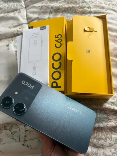 Celular Poco C65