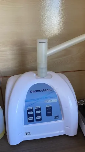 Dermosten para limpeza de pele