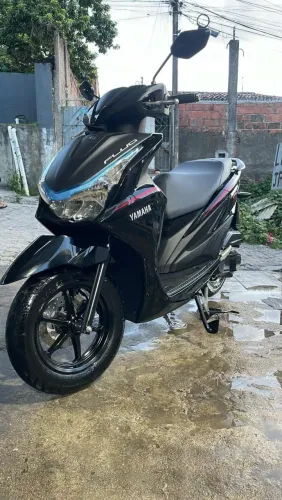 Moto Yamaha Fluo 125
