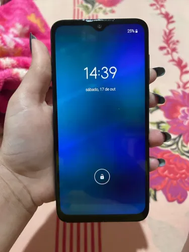 Motorola one zoom
