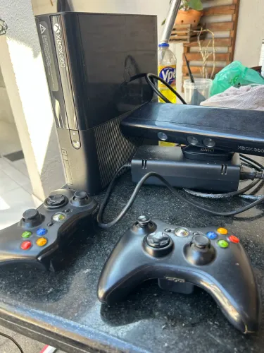 Xbox 360 com kinect