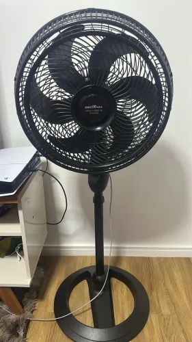 Vende-se ventilador britania turbo
