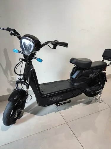 Vendo moto elétrica 800wts 