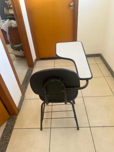 Cadeira Universitária 