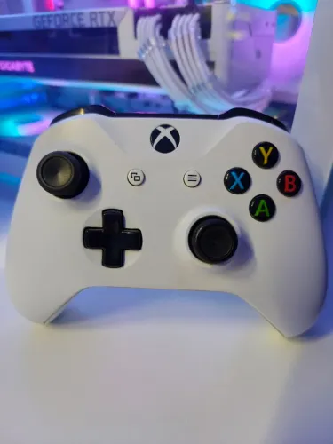 Controle Xbox One + Bateria (originais)