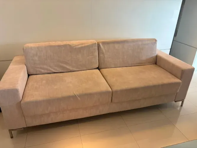 sofá dois lugares