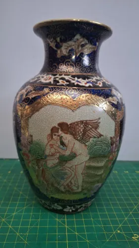 Vaso chinês rico em detalhes **veja 