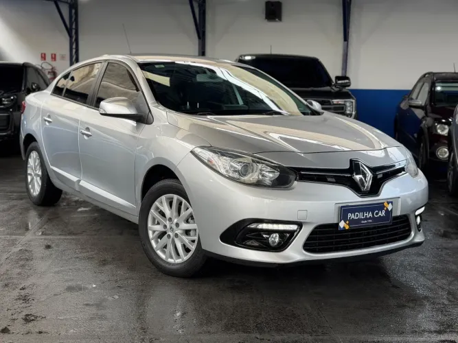 Renault Fluence Sed. Dynamique 2.0 16V Flex Aut. 2016