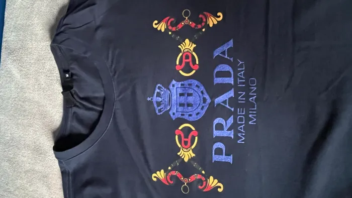 Camisa Prada Masculina - Tamanho M | Usada