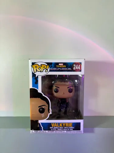 funko pop valkyrie #244 - thor ragnarok com caixa original