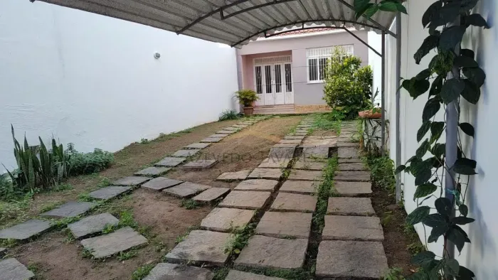 918 - Casa à venda no bairro Centro - Macaé/RJ