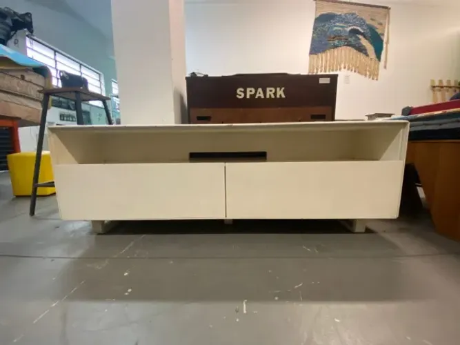Rack Branco - Moderna e Funcional (1,60m)