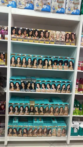 Móveis para farmácia e perfumaria