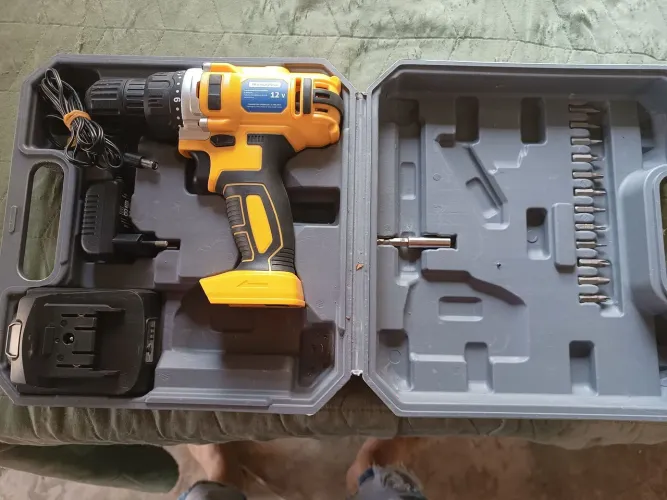 Kit Parafusadeira a bateria / Furadeira de Impacto Tramontina