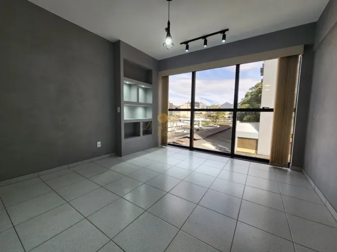 Sala Comercial para Locação em Teresópolis, Várzea