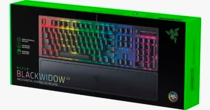 Teclado Mecânico Gamer Razer Blackwidow V3 Chroma com Switches Green