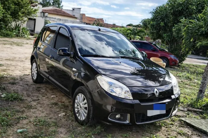 Renault Sandero Privilège Hi-flex 1.6 16V 5P AUT 2013