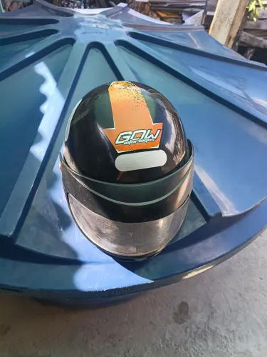 Capacete usado 