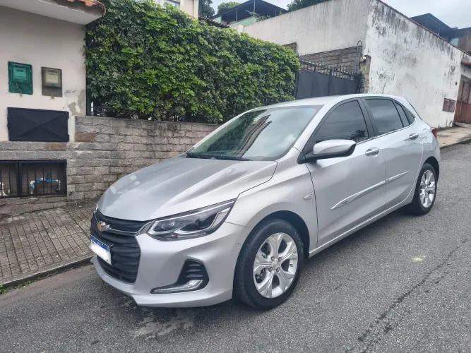 Chevrolet Onix Hatch Premier 1.0 12V TB Flex Aut. 4P 2022
