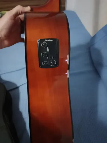 Violão Steinberg em excelente estado