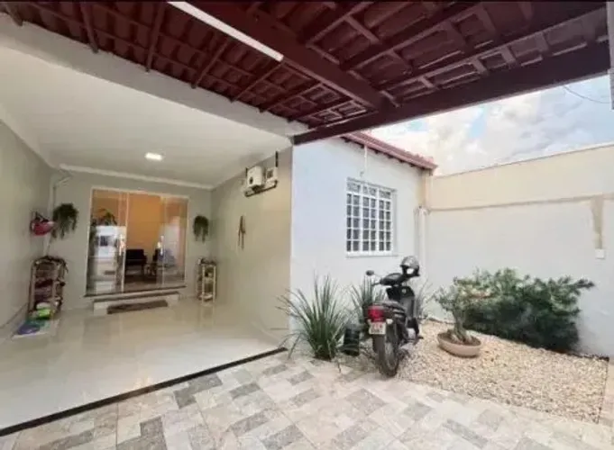 CASA BEM LOCALIZADA NA CONDOR 