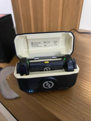 Microfone Sem Fio Hollyland Lark M2 (Para Celular) - Excelente Estado