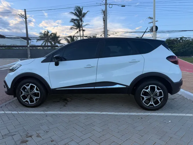 Renault Captur Iconic 1.3 TB 16V Flex 5P AUT 2022