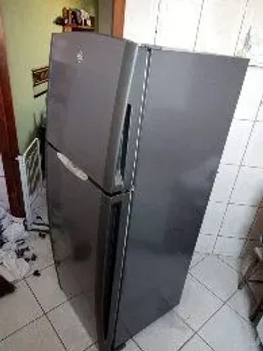 Envelopamento de geladeira 