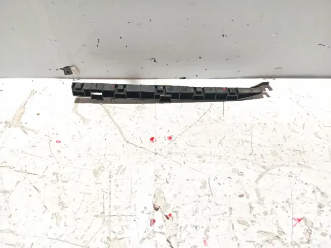 Guia parachoque traseiro direito honda fit 2005