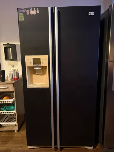 Geladeira LG Side by Side 570L - funcionando bem