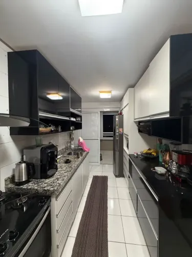 Apartamento de 4 Quartos no Residencial Encanto | Churrasqueira, Varanda e 133 m² de Confo