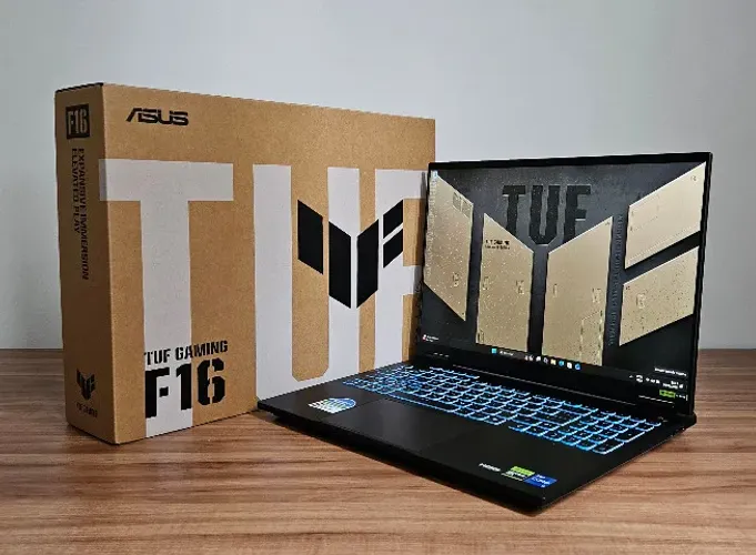 Notebook Asus Tuf Gaming F16 I7HX 32gb memoria ram DDR5-5600Mhz 512gb Rtx 5050 Cinza