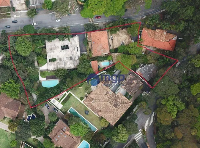 Terreno à Venda na Região Cidade Jardim - 3.100 m² - São Paulo/SP