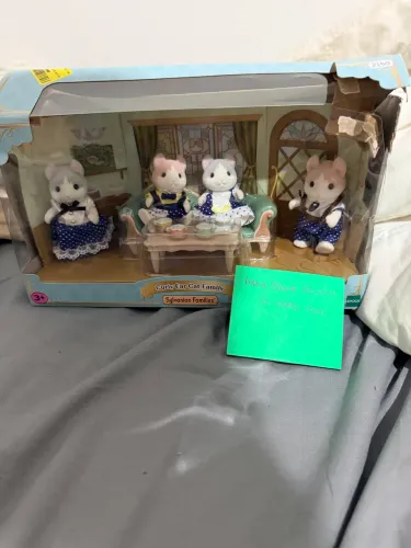 Set sylvanian families- Curly Ear Cat Family 2150