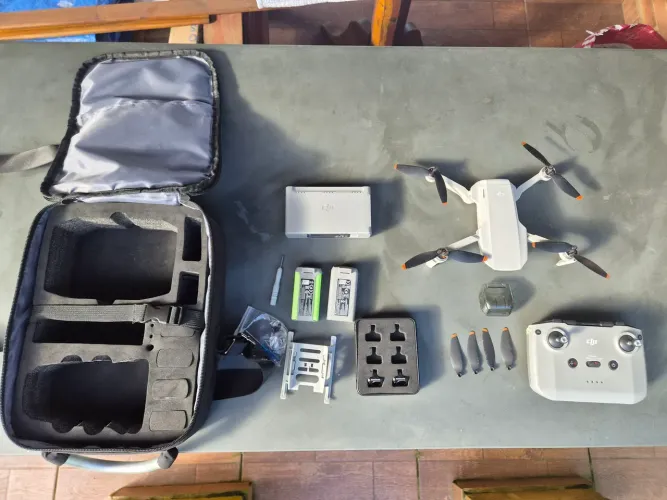 Vendo ou troco drone dji mini 2 se