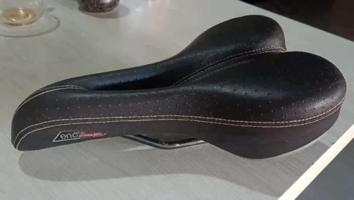 Selim Velo End Zone Plush Mtb Vazado Vl-3029 Cor Preto