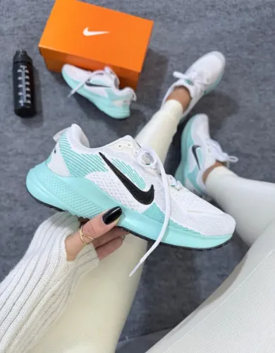 Nike Vomero 18 Linha prime
