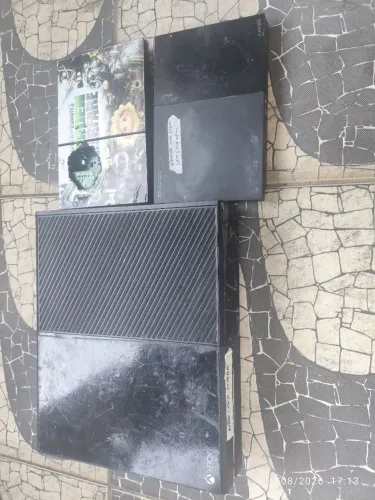 Xbox One e ps2 slim no estado.