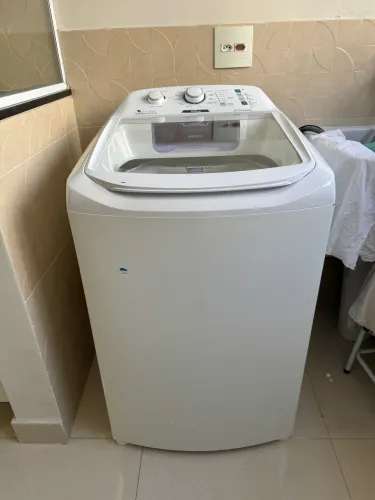 Máquina de lavar roupas Electrolux 10,5kg