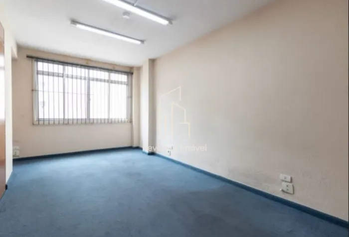 Excelente oportunidade de investimento: Conjunto comercial à venda em São Paulo-SP, no bai