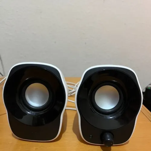 Caixa de som logitech z120