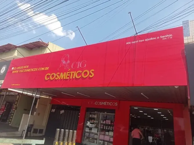 VENDE-SE LOJA DE COSMÉTICOS COMPLETA EM GOIÂNIA