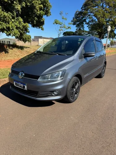 Volkswagen Fox Comfortline 1.0 Flex 12V 5P 2017